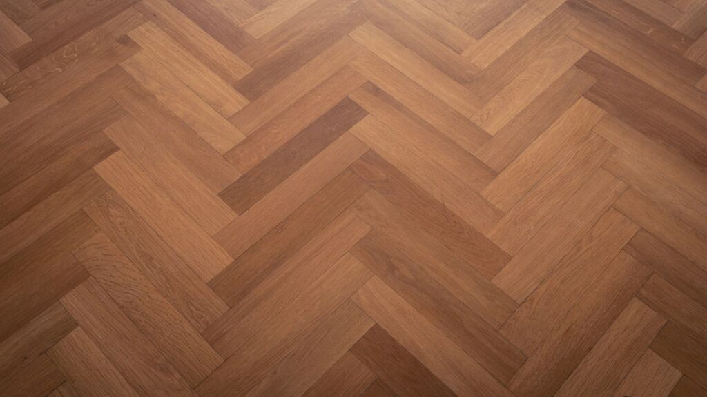 wood-floor-zig-zag
