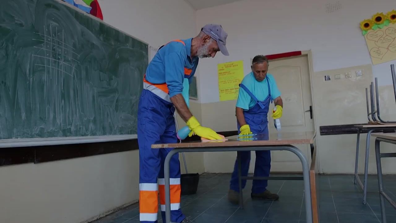 cleaning classroom table